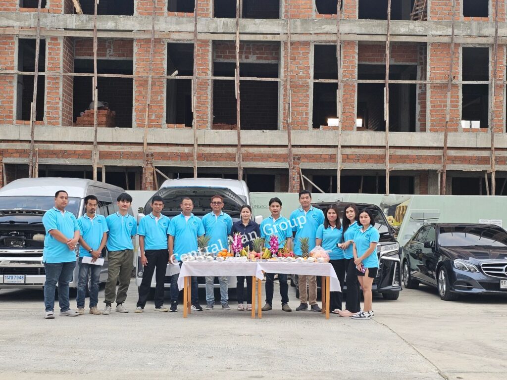 Central Van รถตู้เช่าพร้อมคนขับ