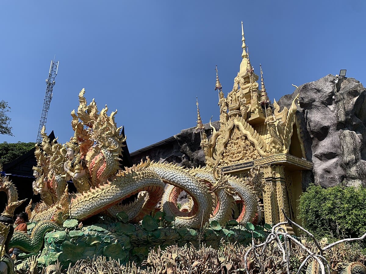 วัดมณีวงศ์ นครนายก